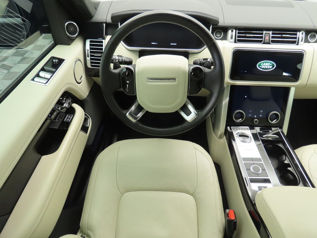 Thumbnail: 2022 Land Rover Range Rover - 10