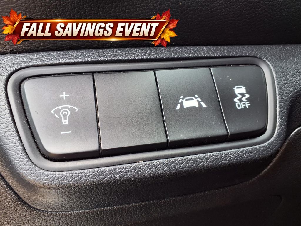 2021 Kia Forte LXS White at Community Toyota