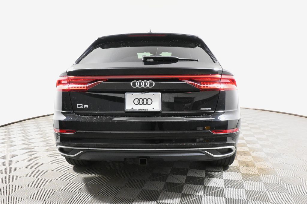 Thumbnail: 2021 Audi Q8 - 6