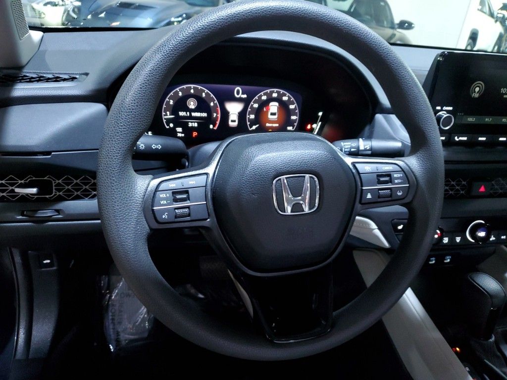 2023 Honda Accord EX 29