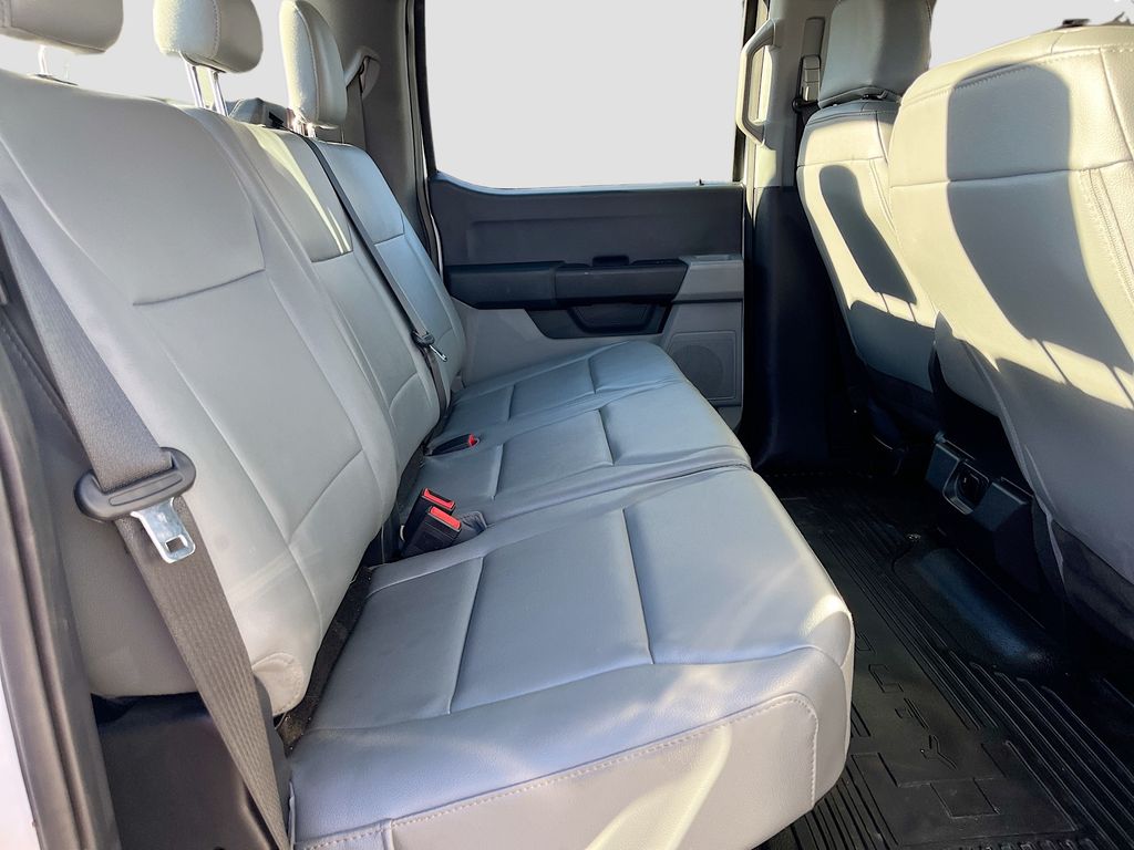 Used 2024 Oxford White Ford XL image 24