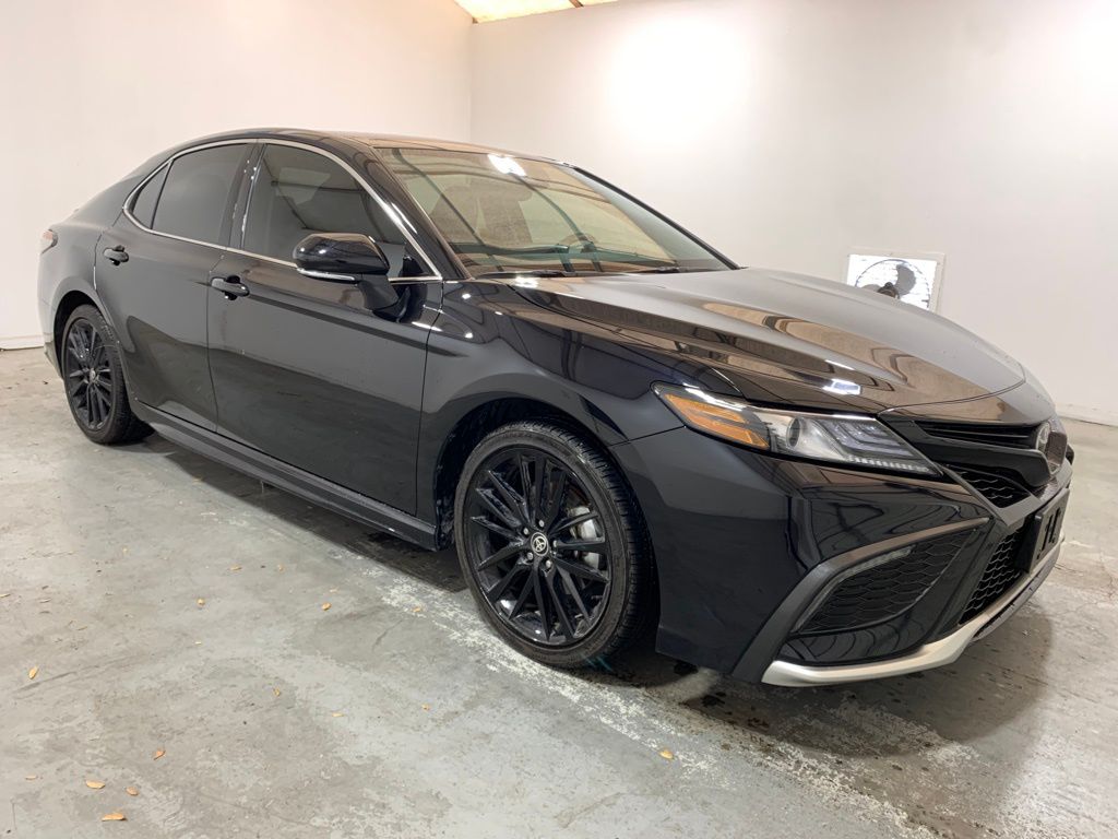 2024 Toyota Camry XSE 3