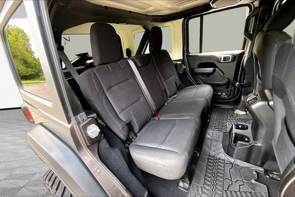 Used 2018 Jeep Wrangler SUV