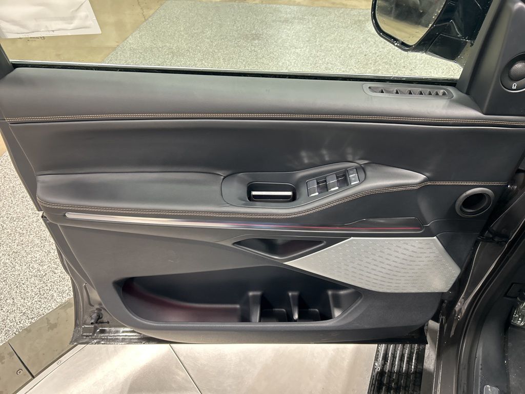 new 2026 Lincoln Navigator L car, priced at $128,975