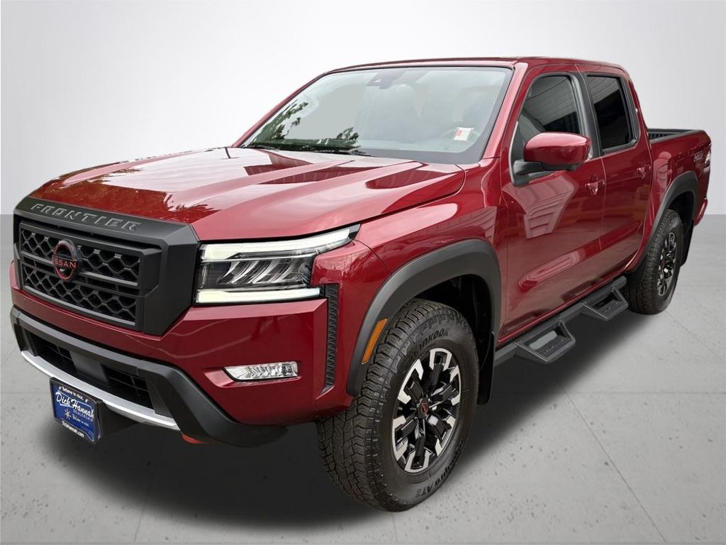 2024 Nissan Frontier PRO-4X photo 2