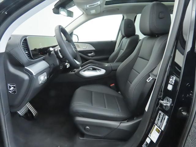 Thumbnail: 2026 Mercedes-Benz GLS - 22