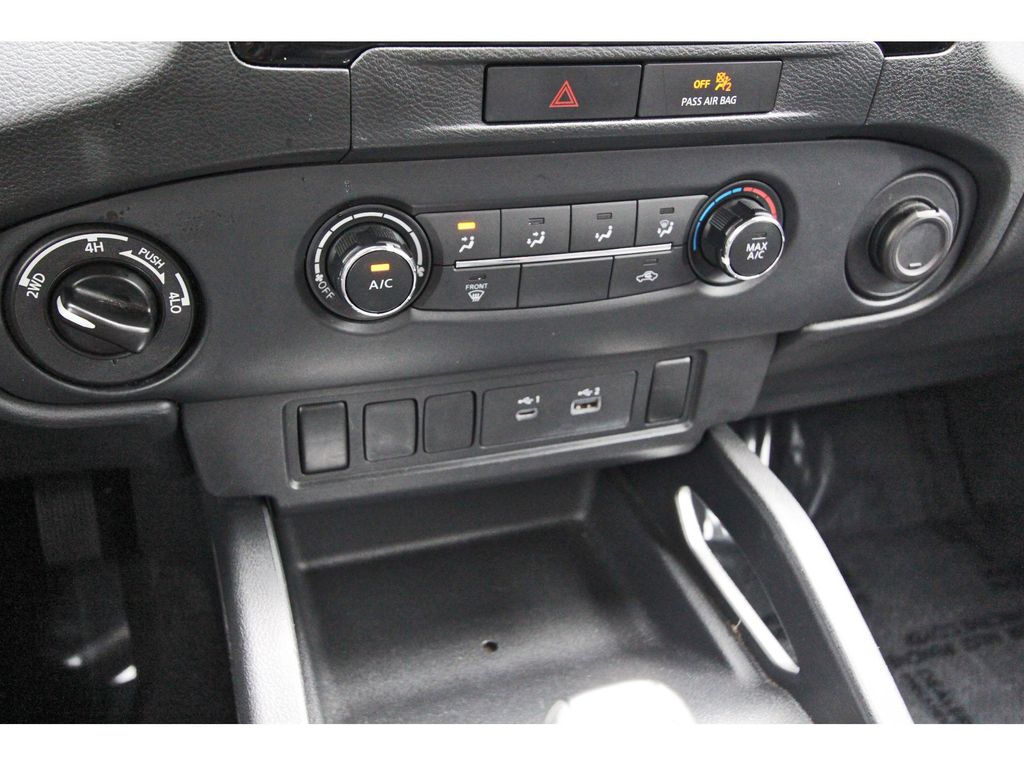 2022 Nissan Frontier SV White at Emmons Autoplex