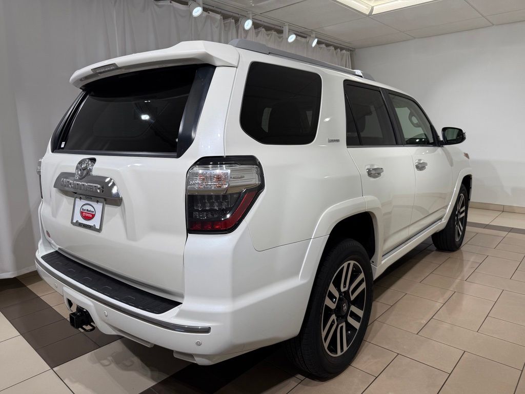 Thumbnail: 2020 Toyota 4Runner - 5