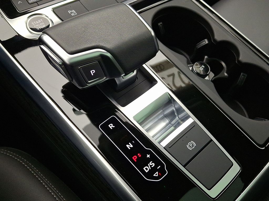 Thumbnail: 2025 Audi Q7 - 15