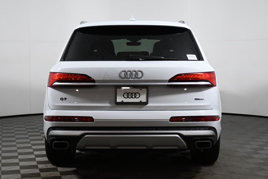 Thumbnail: 2026 Audi Q7 - 6