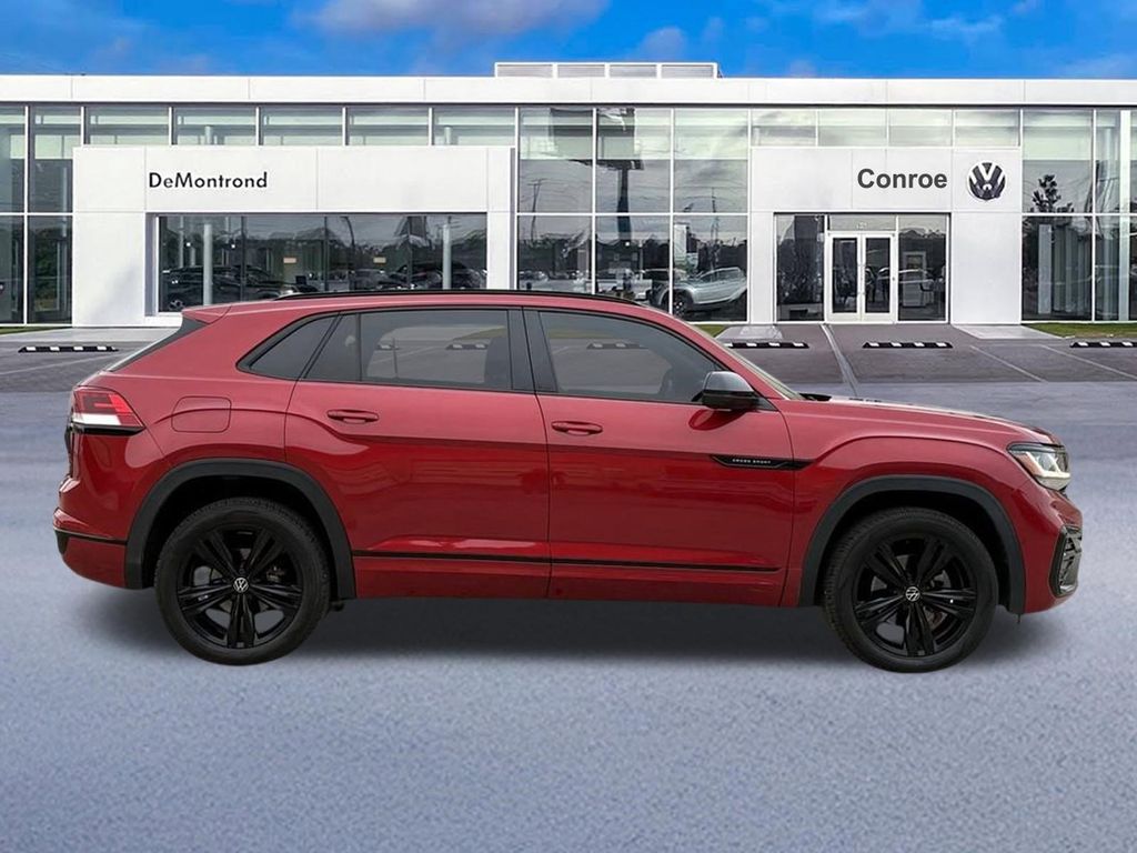 2023 Volkswagen Atlas Cross Sport 2.0T SEL R-Line Black - 3