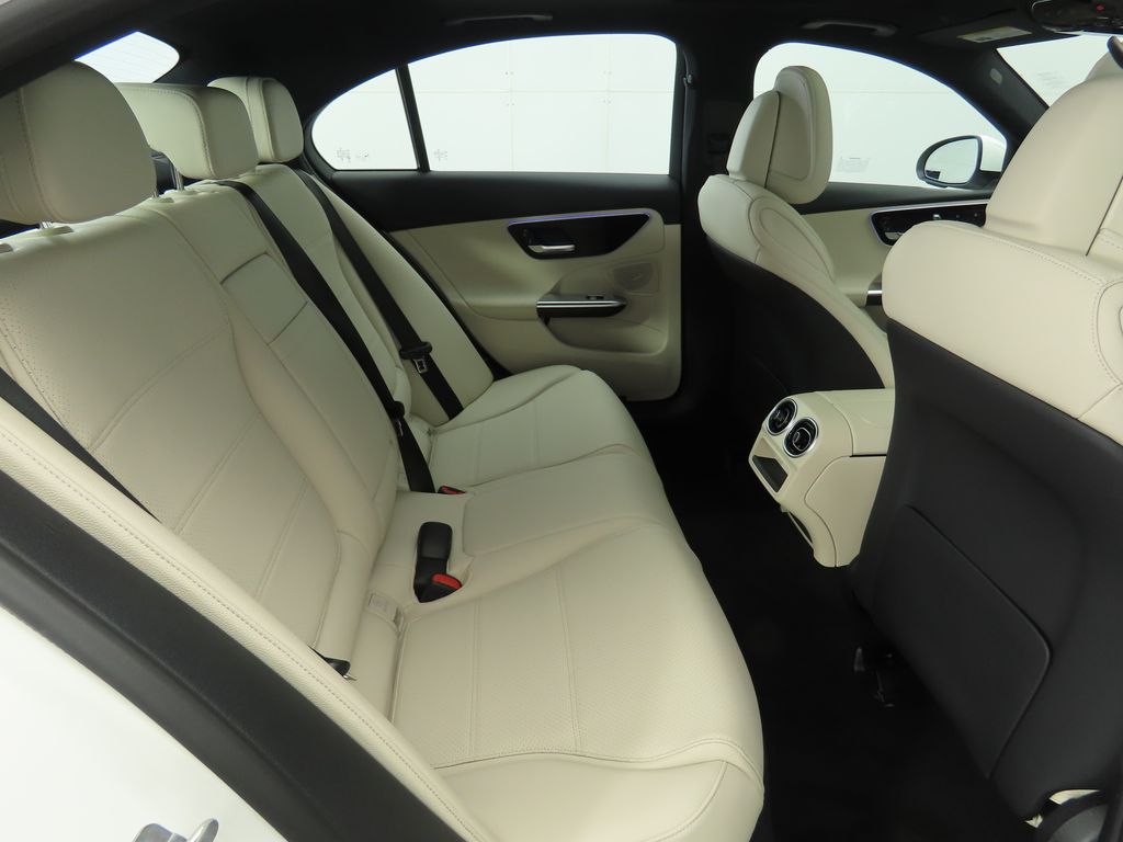 2025 Mercedes-Benz C-Class C 300 23