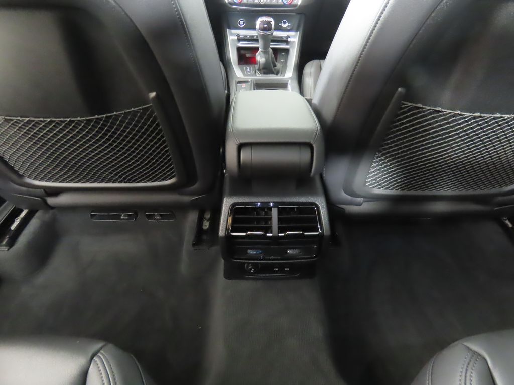 Thumbnail: 2025 Audi Q3 - 27