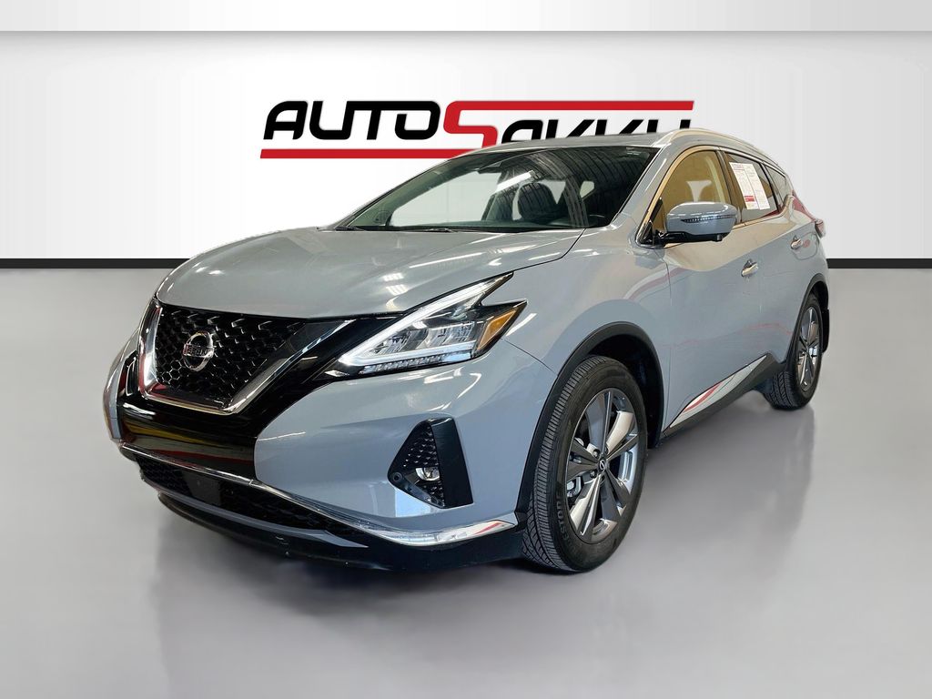 Used 2024 Boulder Gray Pearl Nissan Platinum image 3