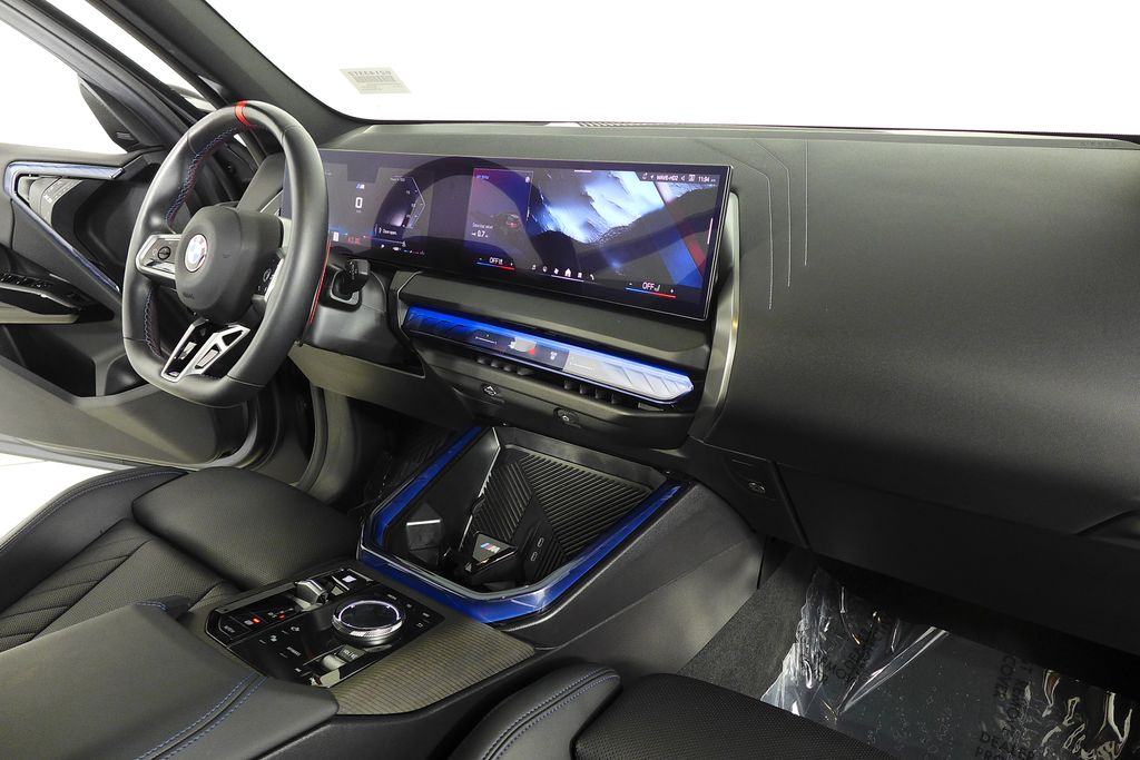 Thumbnail: 2025 BMW X3 - 13