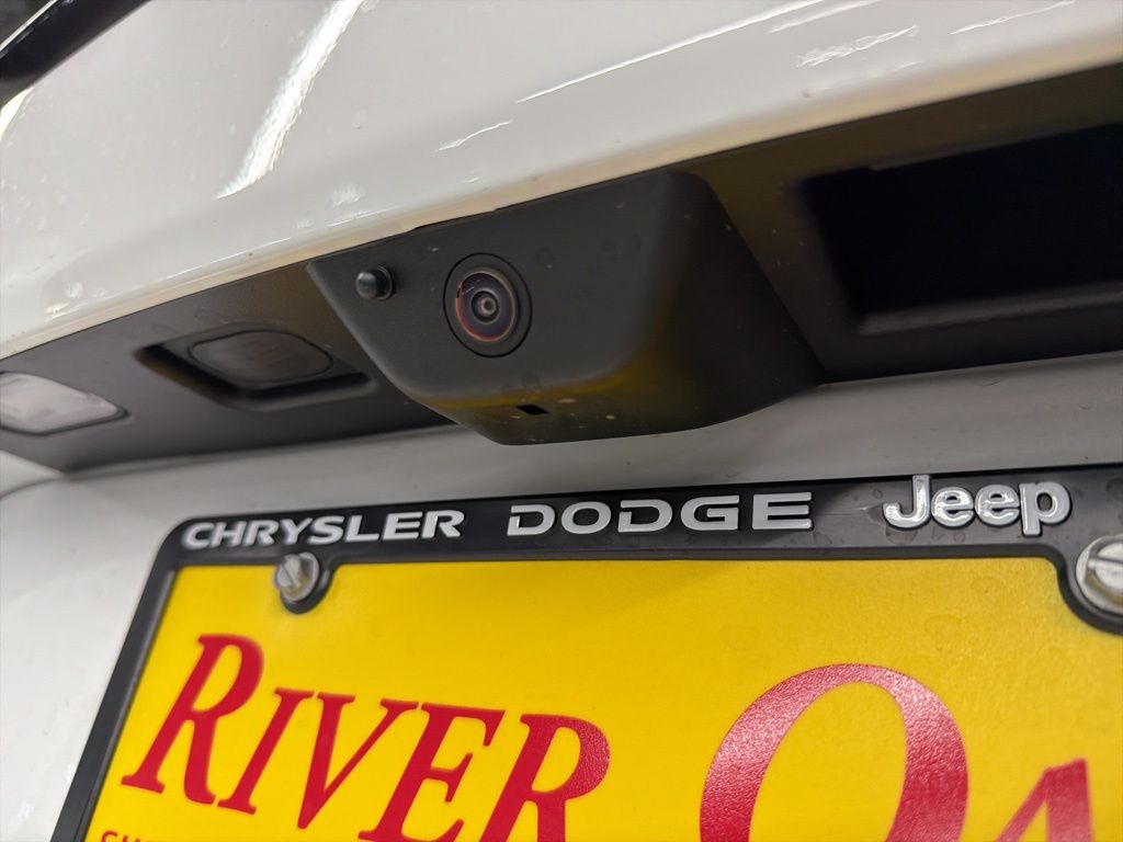 2026 Jeep Grand Cherokee Summit - 6