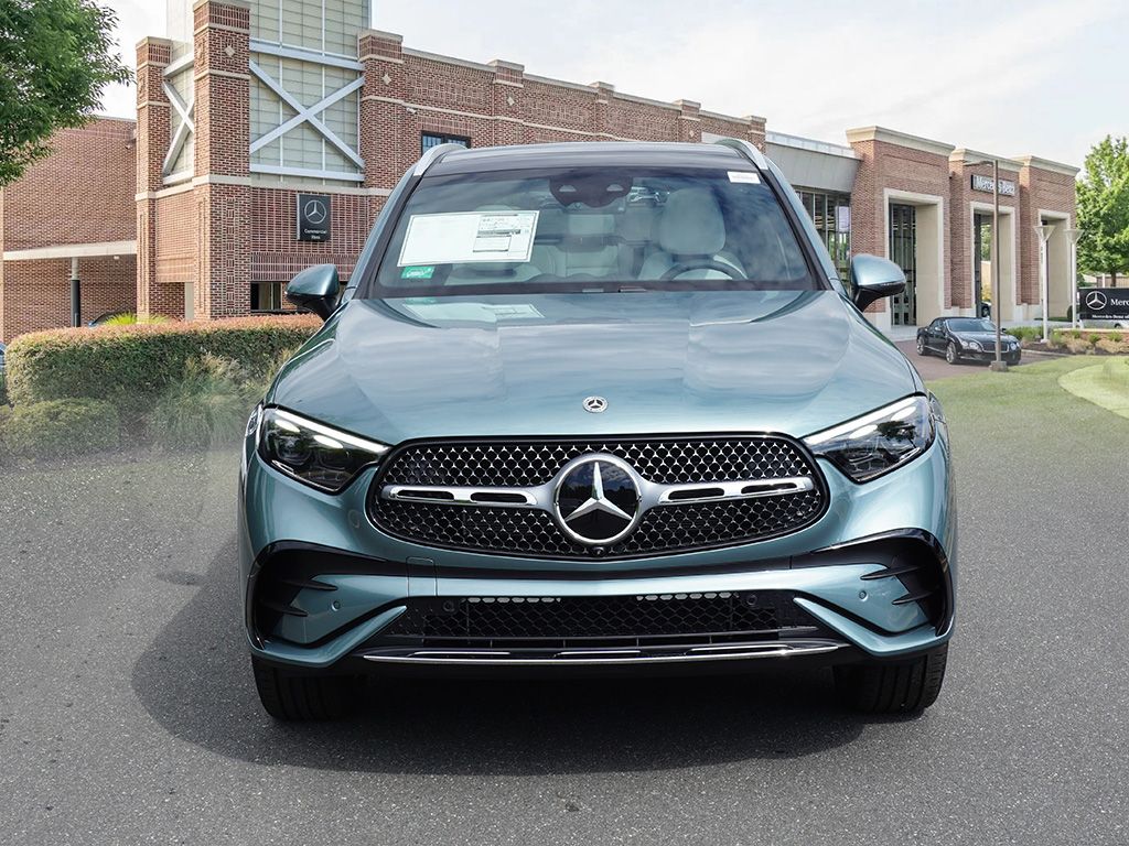 2025 Mercedes-Benz GLC 350 3