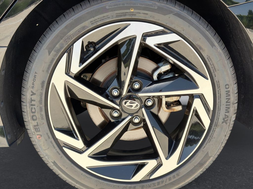 Thumbnail: 2024 Hyundai Sonata - 31