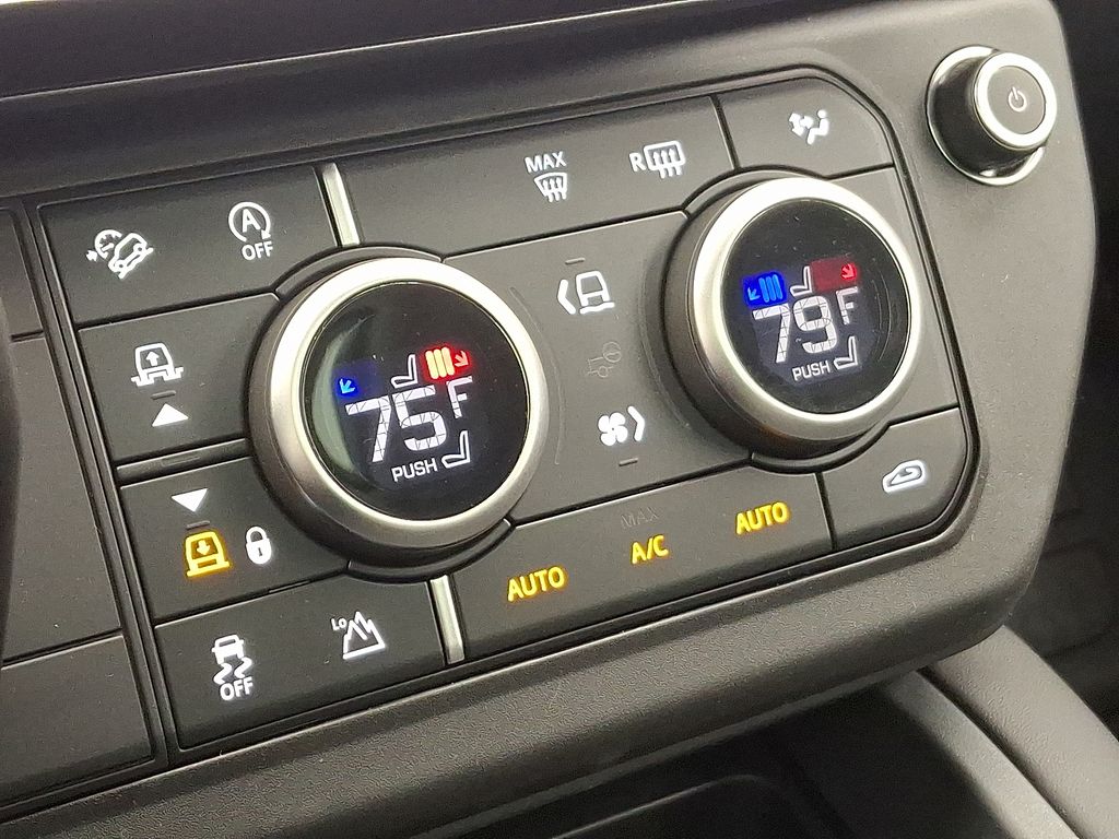 Thumbnail: 2026 Land Rover Defender - 13