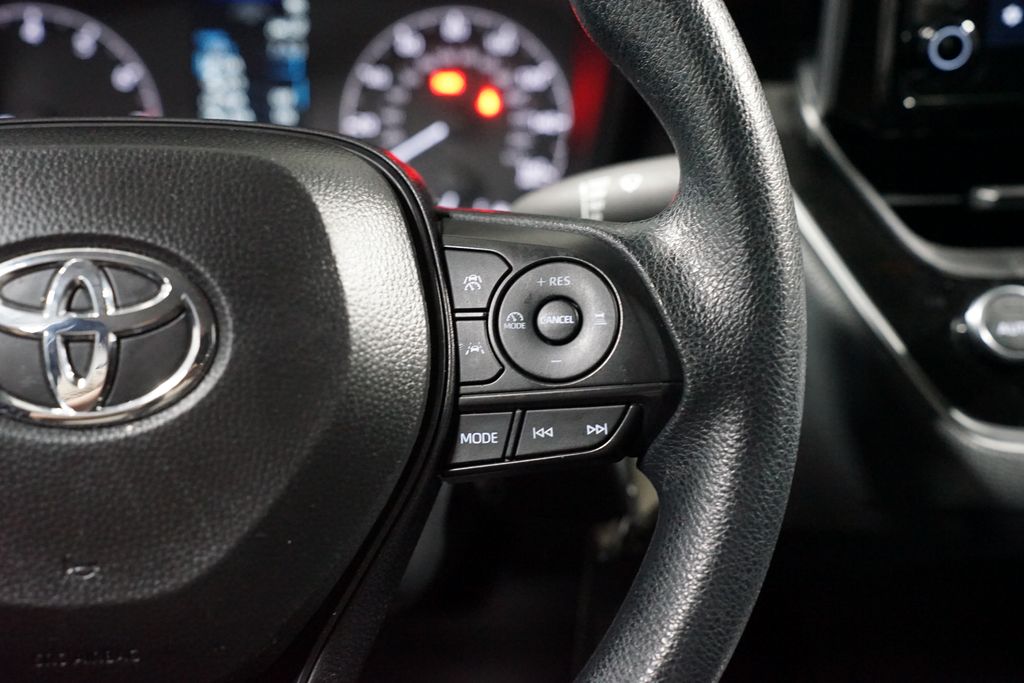 Thumbnail: 2025 Toyota Corolla - 13