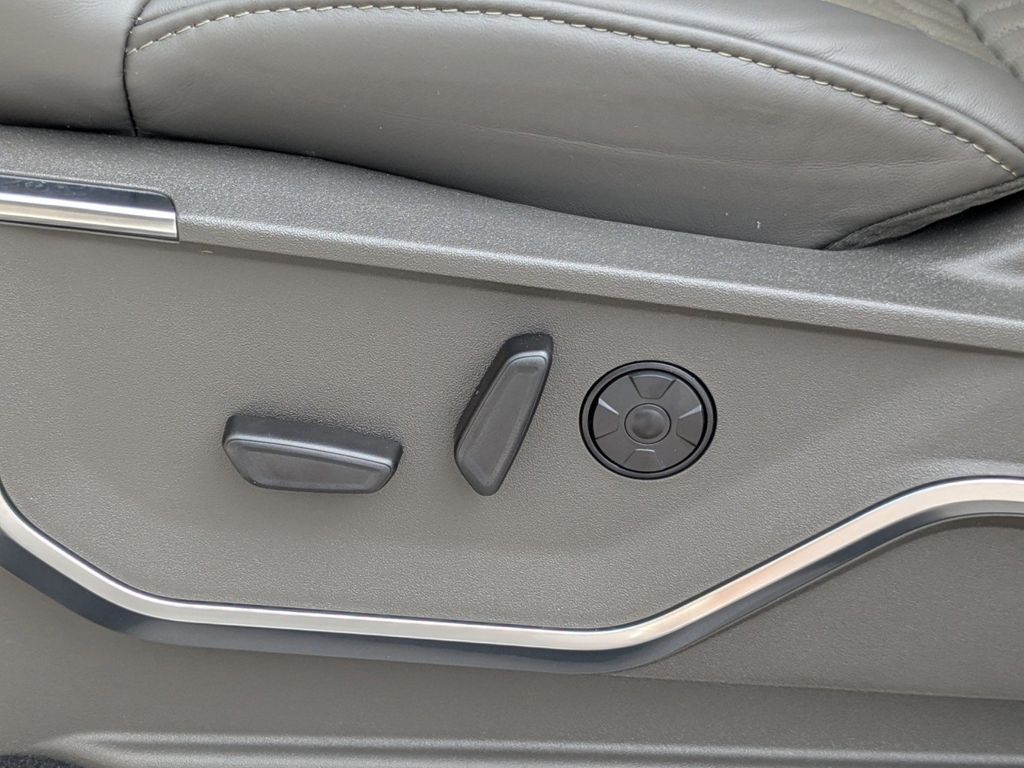 2025 Ford F-250 Platinum