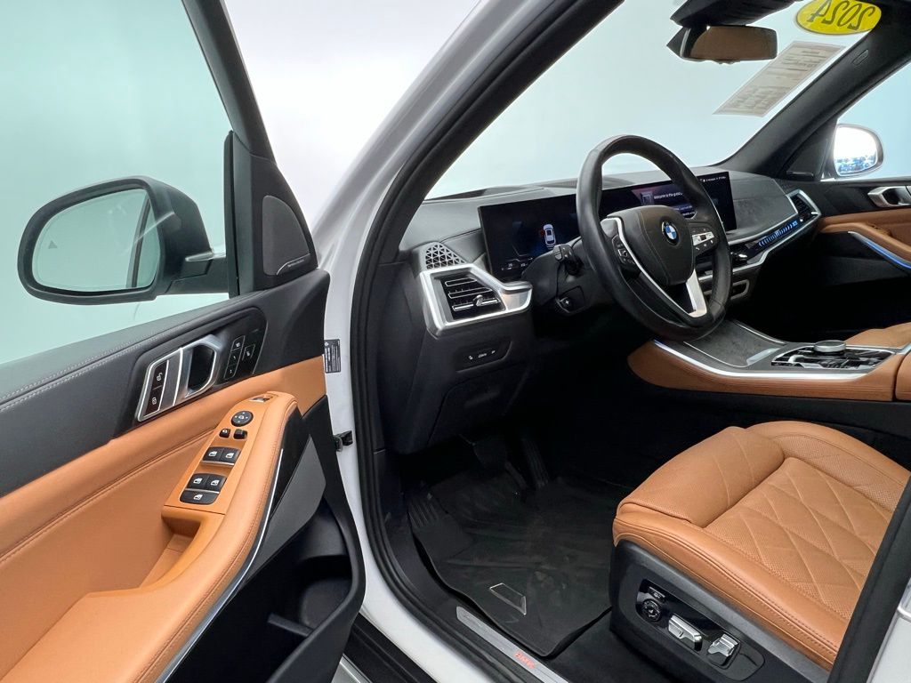 Thumbnail: 2024 BMW X5 - 22