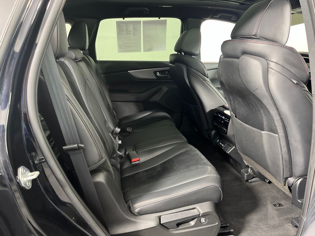 Thumbnail: 2023 Acura MDX - 7