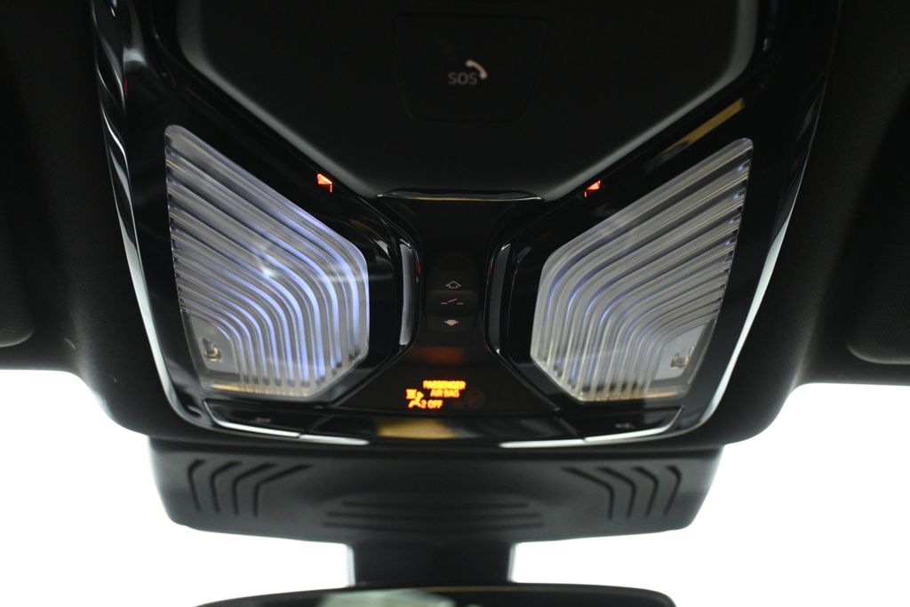 Thumbnail: 2023 BMW X4 - 20
