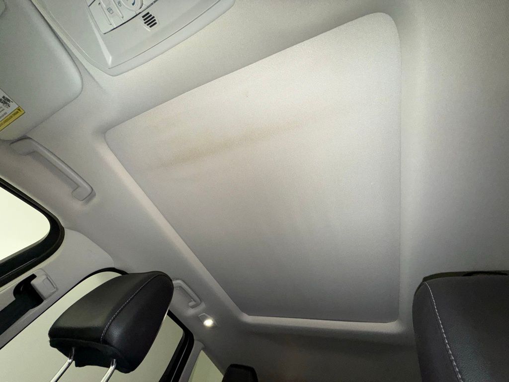 Thumbnail: 2015 Ford Escape - 19