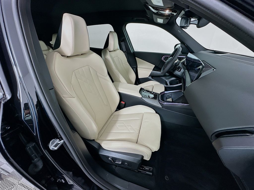 Thumbnail: 2025 BMW X3 - 27
