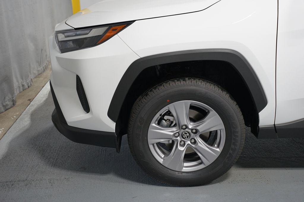 Thumbnail: 2025 Toyota RAV4 - 5