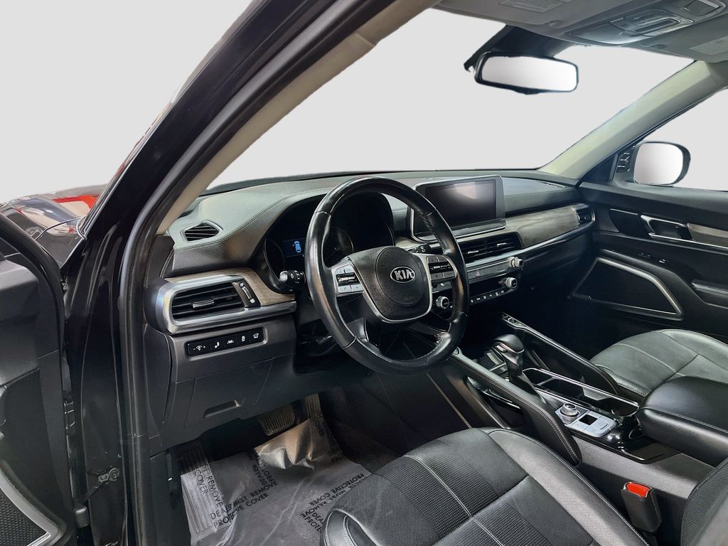 Used 2022 Black Copper Kia EX image 9