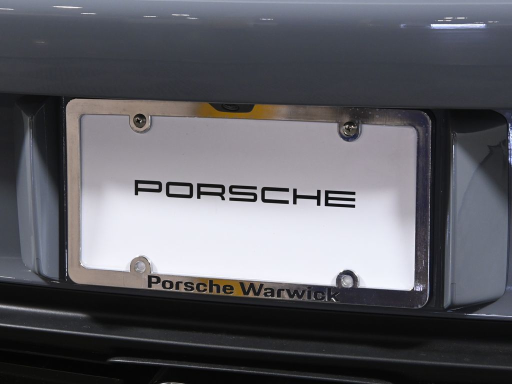 Thumbnail: 2023 Porsche 911 - 14