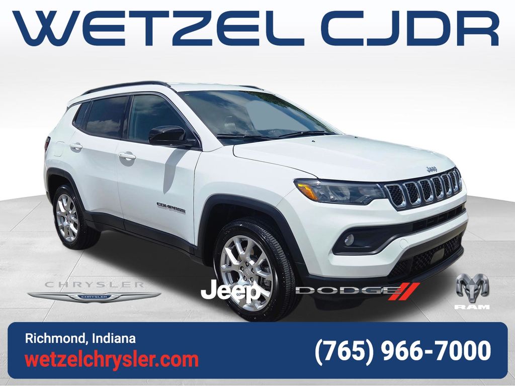 Bright White Clearcoat 2023 Jeep Compass SUV / Crossover Four-Wheel Drive 8-Speed Automatic