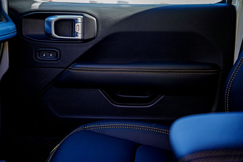 New Car 2025 Jeep Gladiator  For Sale Under $50,000 In Taylor, Texas