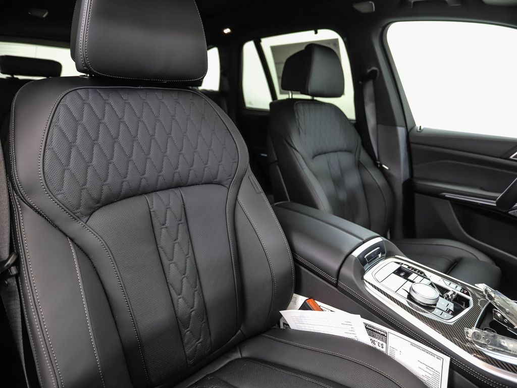 Thumbnail: 2026 BMW X5 - 31