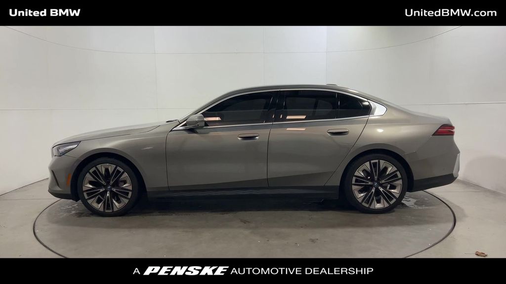 Thumbnail: 2024 BMW i5 - 5