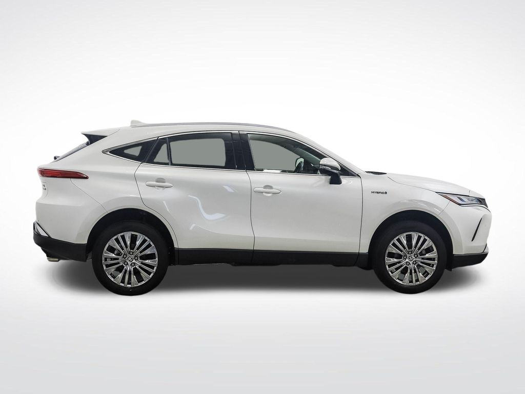 Thumbnail: 2021 Toyota Venza - 6