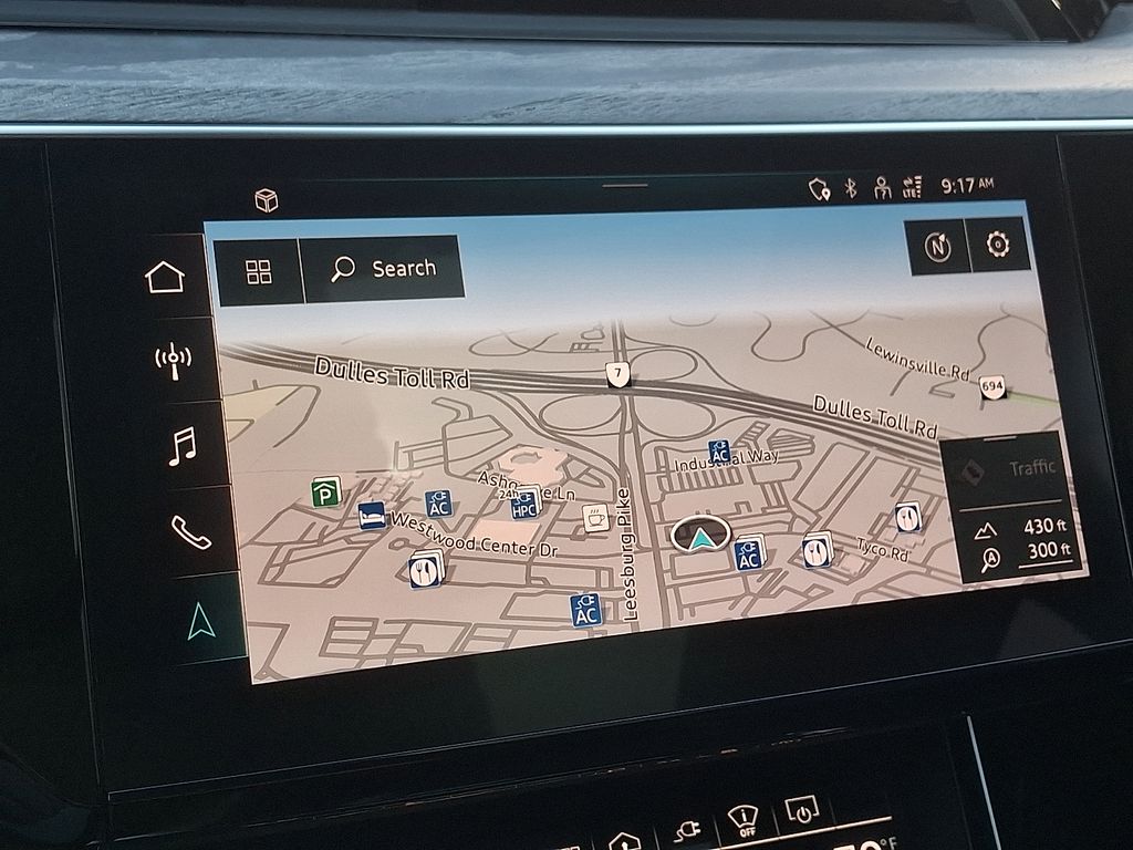 Thumbnail: 2024 Audi Q8 e-tron - 17
