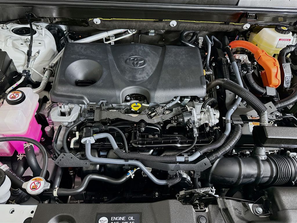 Thumbnail: 2025 Toyota RAV4 - 30