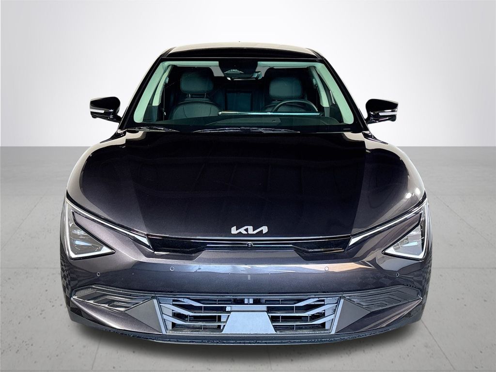 2025 Kia EV6 Light