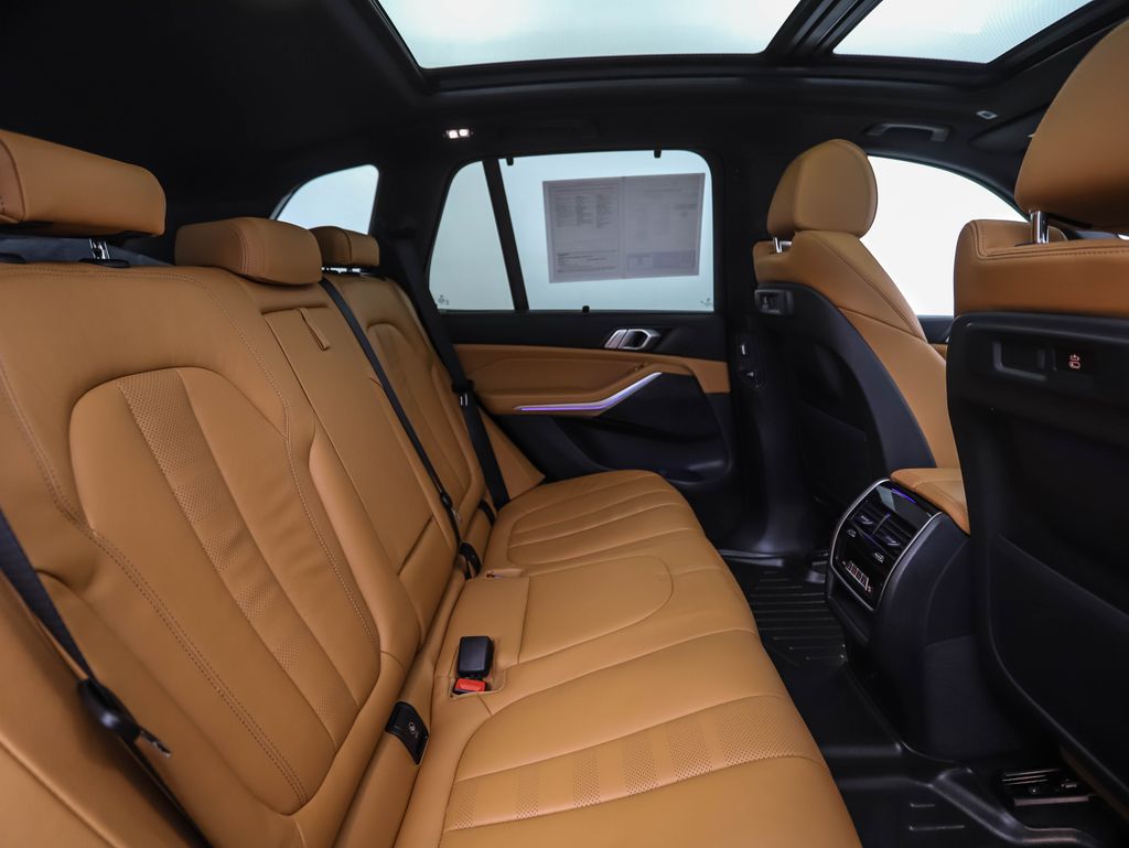 Thumbnail: 2022 BMW X5 - 26