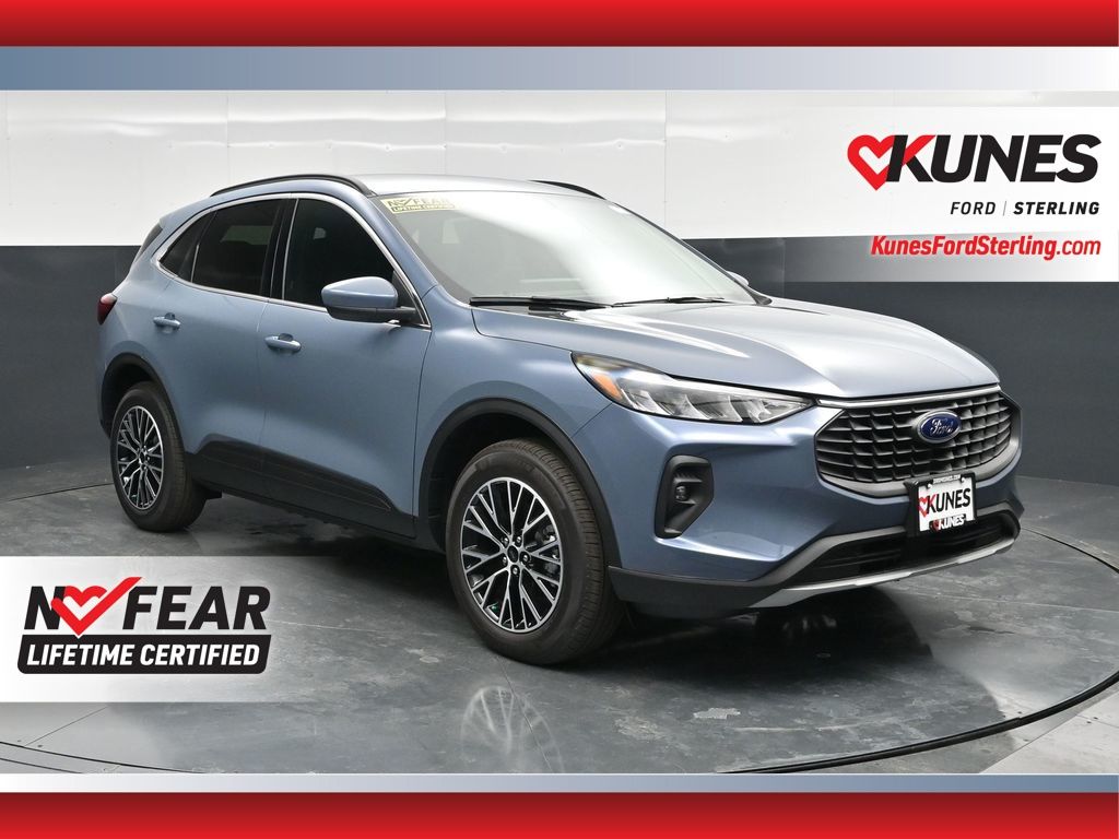 Vapor Blue 2026 Ford Escape Hybrid Plug-in SUV / Crossover Front-Wheel Drive Continuously Variable Transmission
