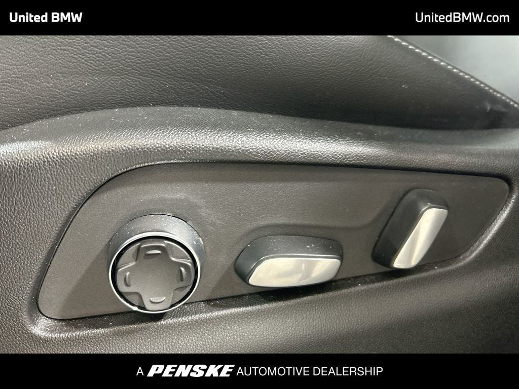 Thumbnail: 2024 Cadillac XT4 - 12