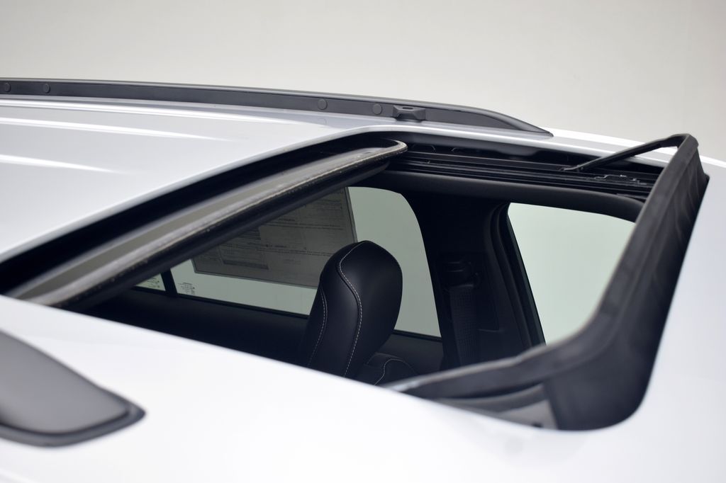 new 2026 Jeep Grand Cherokee L car, priced at $49,926