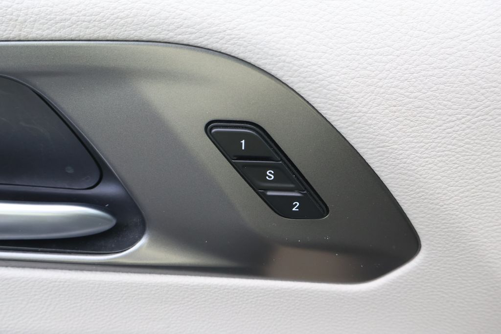 Thumbnail: 2024 Chrysler Pacifica - 17