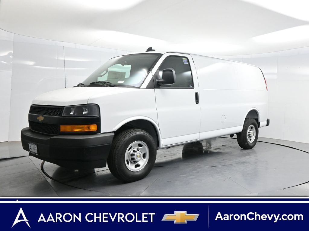 Summit White 2026 Chevrolet Express Cargo Van Rear-Wheel Drive 8-Speed Automatic Overdrive