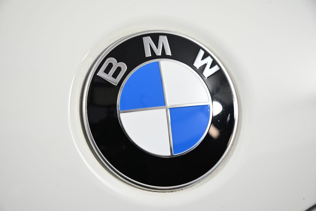 Thumbnail: 2022 BMW X3 - 13