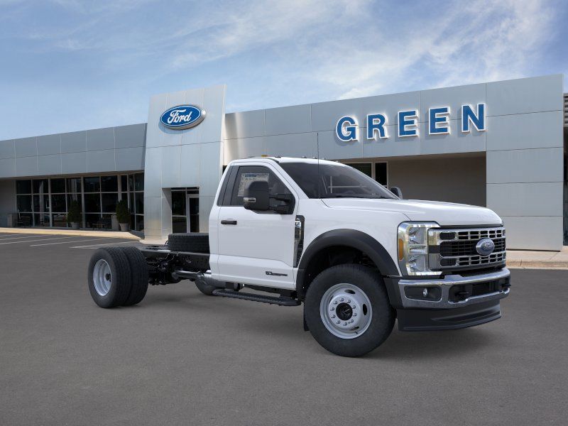 2026 Ford F-600SD