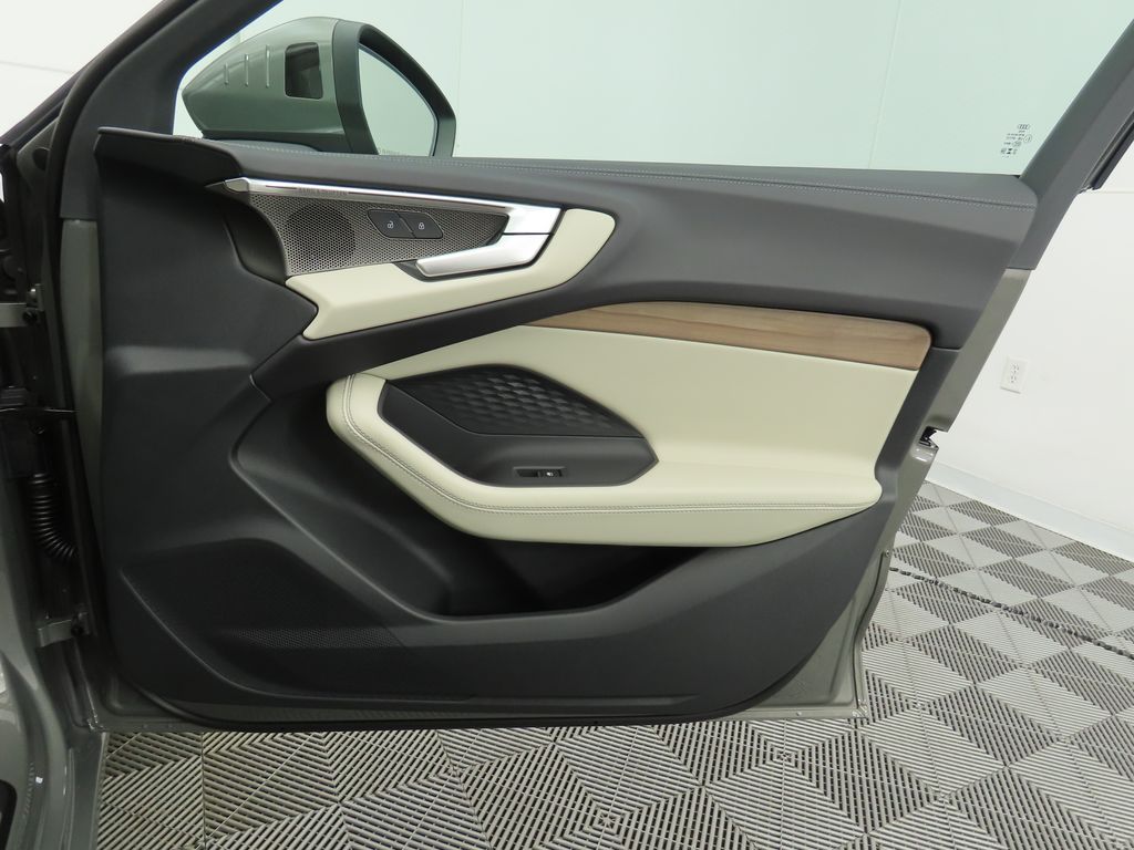 Thumbnail: 2025 Audi A5 - 27